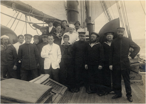 Carnegiey crew members, 195-1916