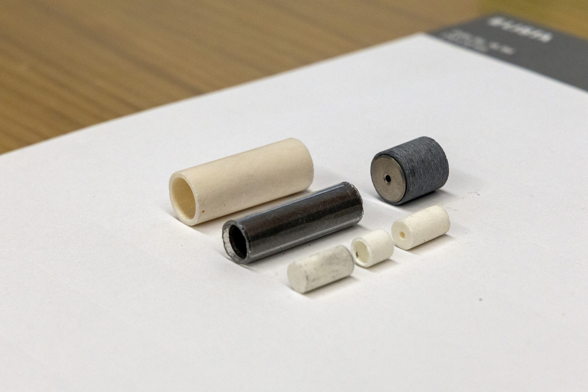 Piston cylinder cell assembly components