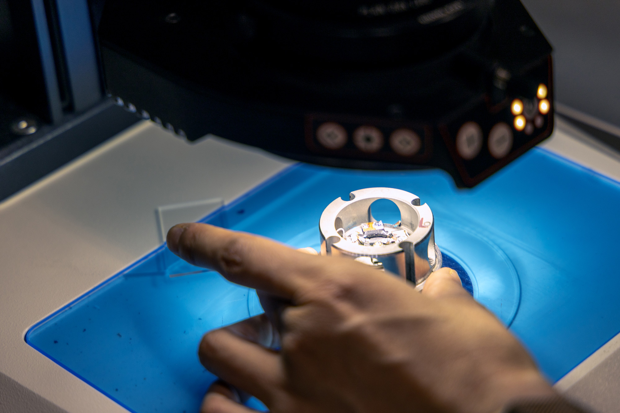 Diamond anvil cell - microscope