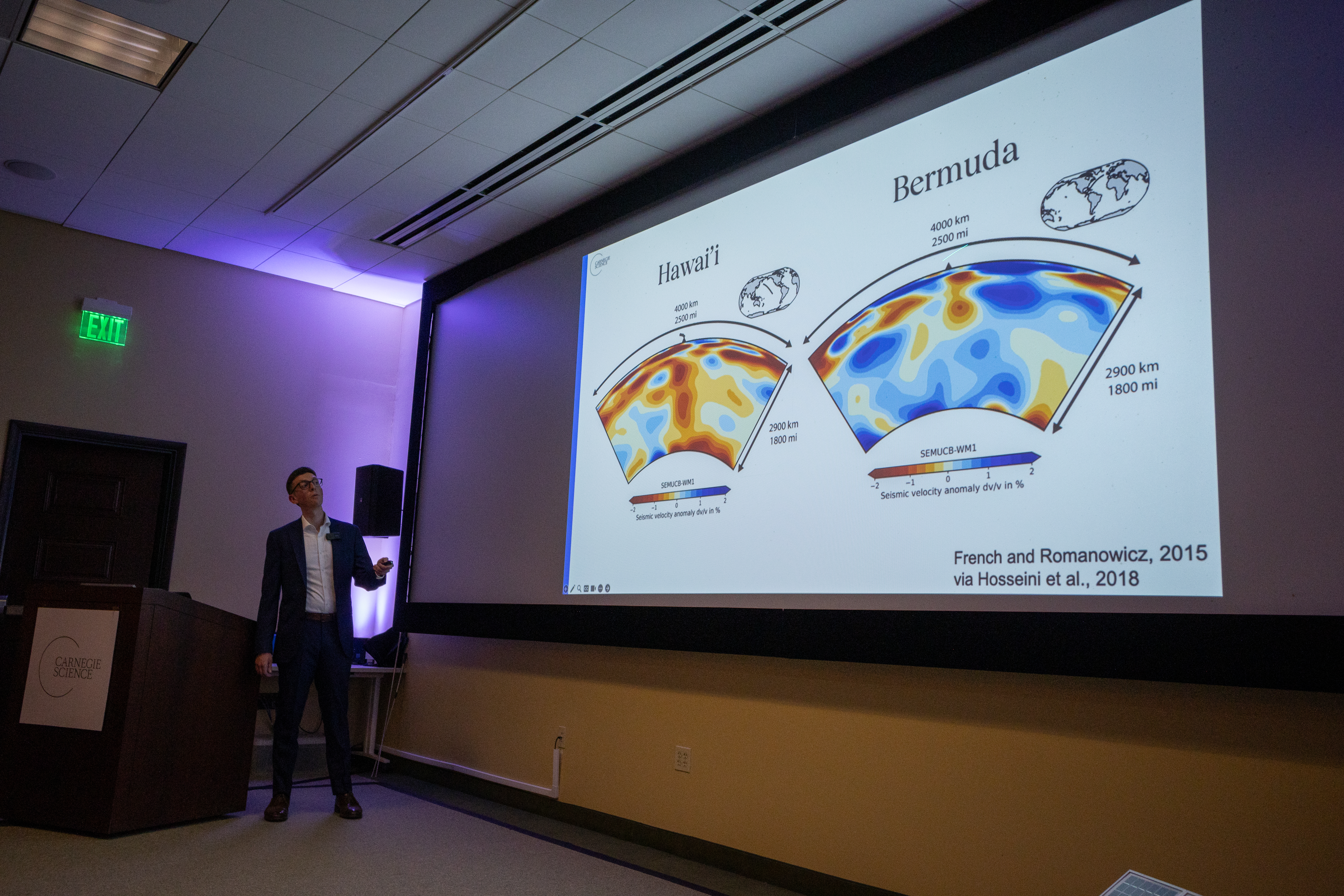 Frazer compares the plume under Hawaii to the lack of plume under Bermuda
