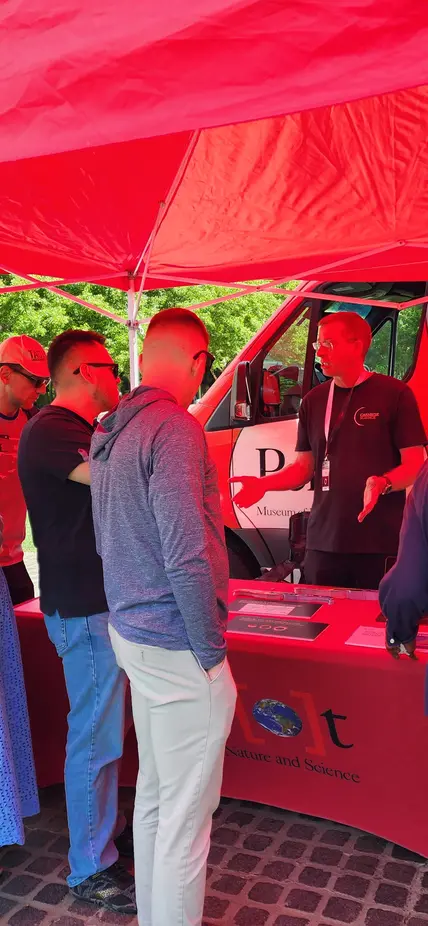 Carnegie Science astronomers do community outreach with a Perot Museum tech truck team