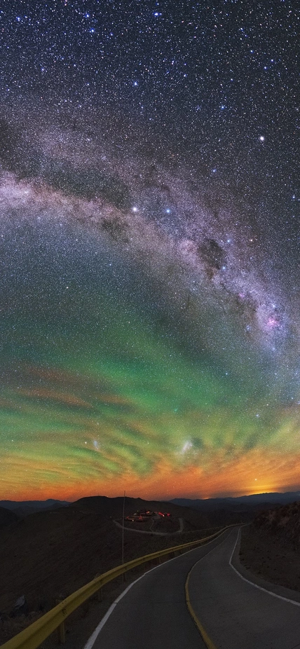 Milky Way with airglow over the Magellan telescopes at Carnegie Science's Las Campanas Observatory