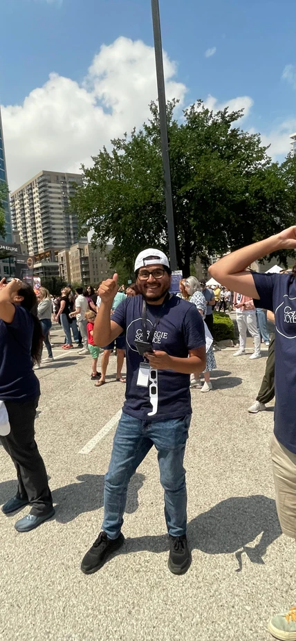 Carnegie science postdocs and volunteers look at the eclipse
