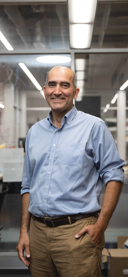 Moh El-Naggar in the lab, courtesy of Olga Burymska/USC.