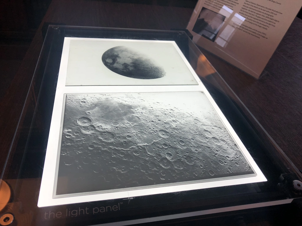 Light Boxes with Moon Plates