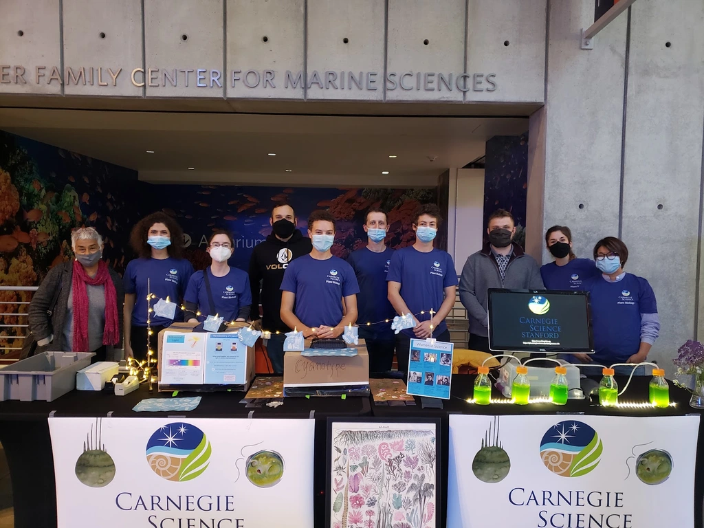 Plant biologists participate in a women in science event at the California Academy of Sciences