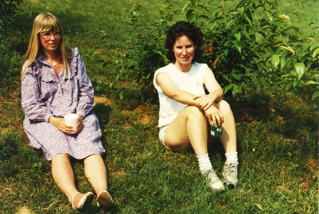 Susse Wright and Marilyn Fogel