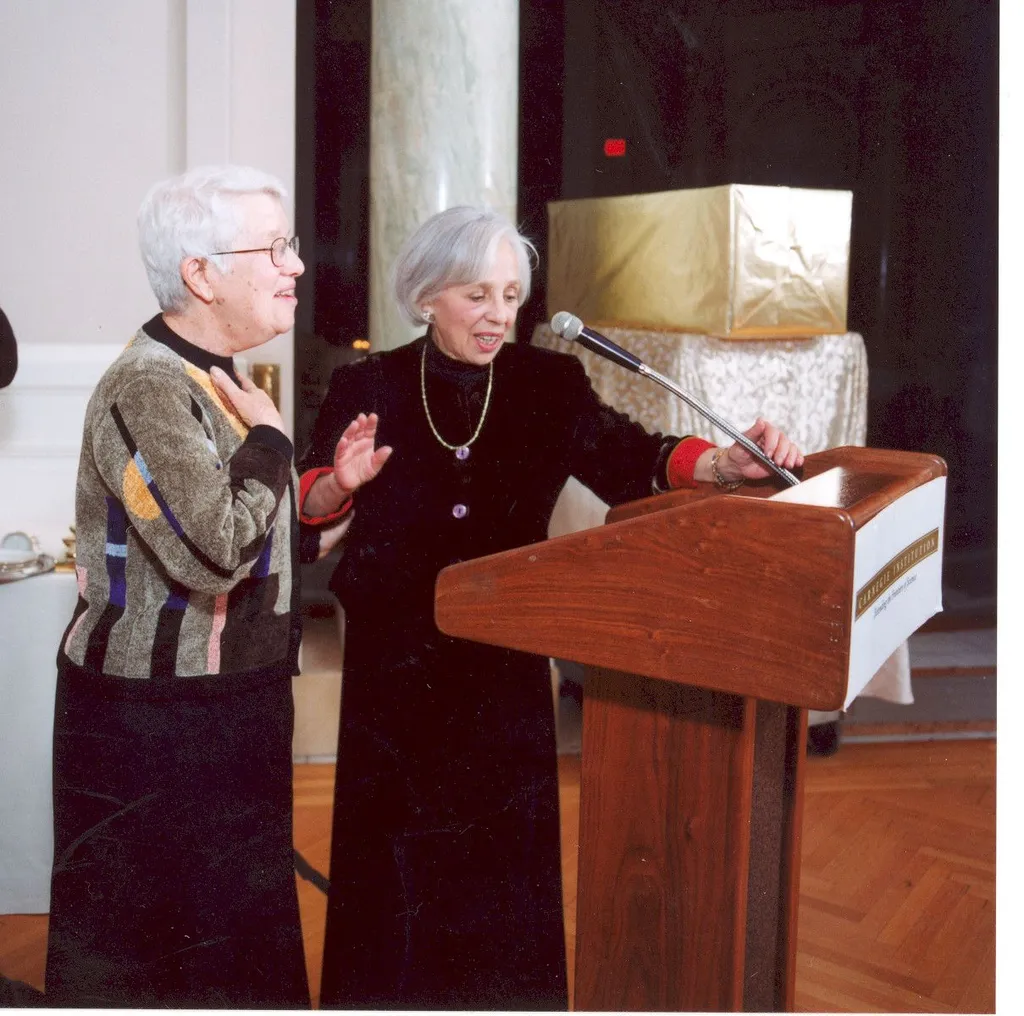Maxine Singer, renowned biologist and advocate for STEM inclusion, dies ...