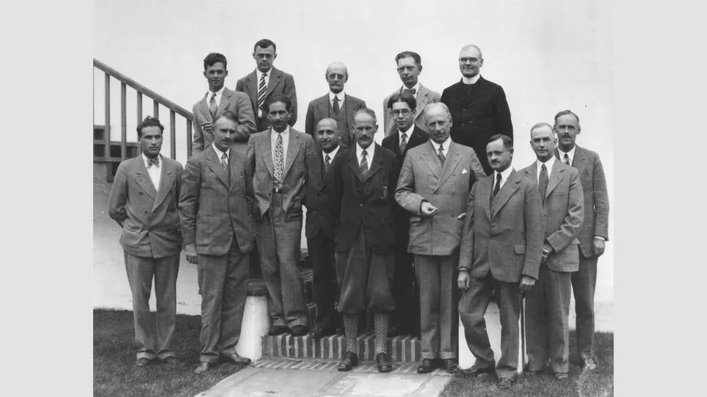 Leading scientists, including Harry O. Wood, Arthur Day, Hugo Benioff, Beno Gutenberg and Charles Richter at the Seismological Laboratory in Pasadena, California, October 1929. Credit: Caltech Archives