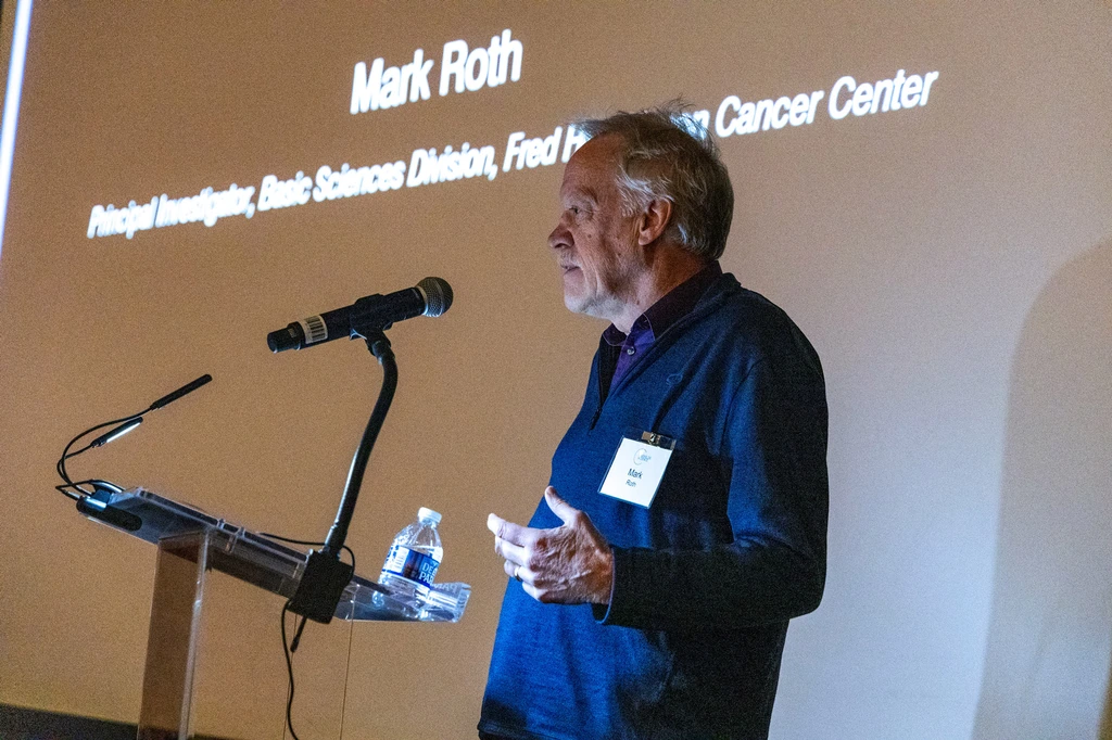 Mark Roth