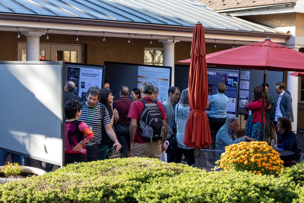 Poster session during the Workshop on Information, Selection, and Evolution (WISE).