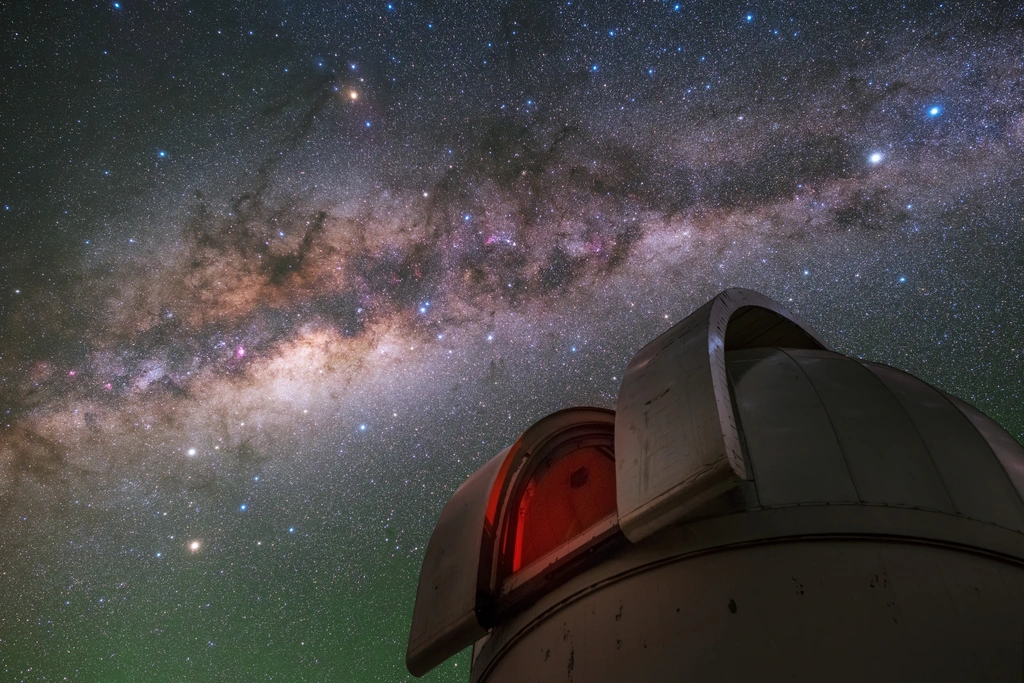 Swope Telescope Under the Milky Way