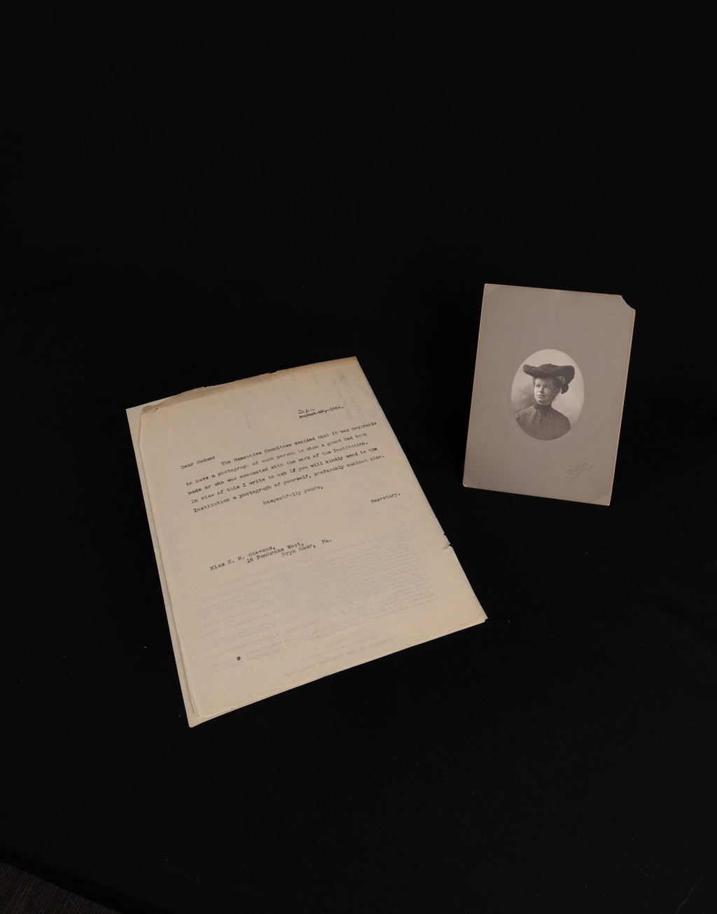 Dear Madam:   The Executive committee has decided that it is desirable to have a photograph of each person to whom a grant had been made or who was connected with the work of the institution. In view of this I write to ask if you will kindly send to the Institution a photograph of yourself, preferably cabinet size.