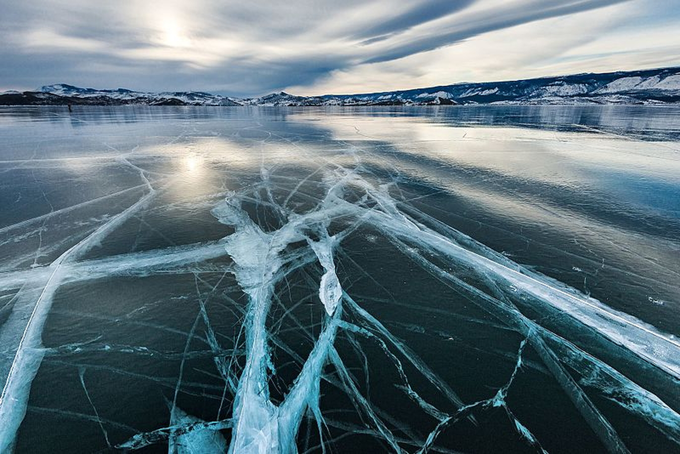 Baikal_Maloe_More_ice_on_sunset_4_ccby_sergey_pesterev.jpg