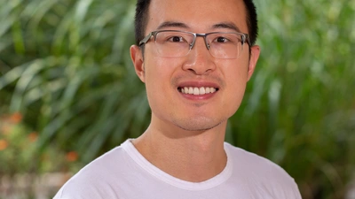 Ningli Zhao