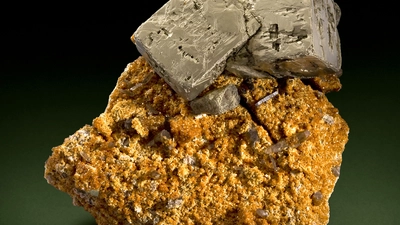 Pyrite. Credit: ARKENSTONE/Rob Lavinsky