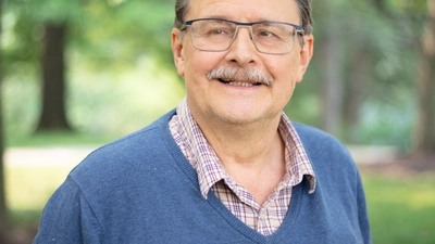 Alex Goncharov Headshot