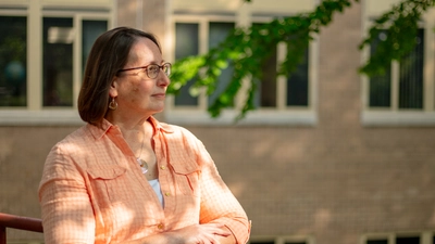 Weinberger Looks to Distance