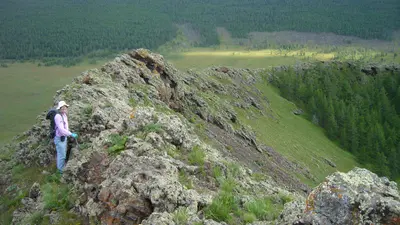 Carnegie's Rick Carlson and collaborator Dmitri Ionov (U. Montpellier) conducted fieldwork in Mongolia as part of a project to understand why this mid-plate locality displays high elevations, active faulting and young volcanism. Carlson and Ionov's part of the study focused on the chemical and isotopic examination of the abundant mantle xenoliths from recent volcanism in central Mongolia. They visited a number of mantle xenolith localities within a 50 km radius of Khorgo in Central Mongolia.