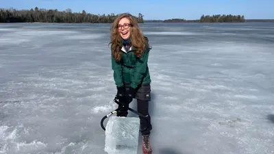 Hampton with ice block at Trout Lake