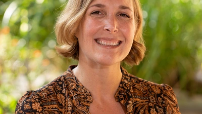 Carnegie Science Development Director Kristen Palumbo