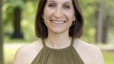 Rachel Rausch Headshot