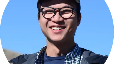 Geoffrey Mo Headshot