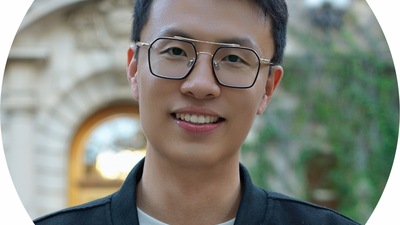 Qiwei Zhang Headshot