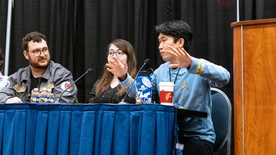 Mike Wong is part of a Carnegie panel on fictional exoplanets during the 2025 D.C. Awesome Con. 