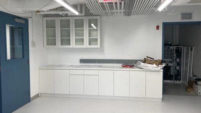 Look at all that working space! The beautifully remodeled new lab contains this space for loading samples to be analyzed by the Inductively Coupled Plasma Mass Spectrometer. Credit: Lori Willhite/Carnegie Science(