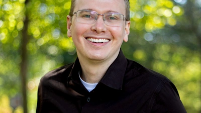 Ian Szumila Postdoctoral Fellow