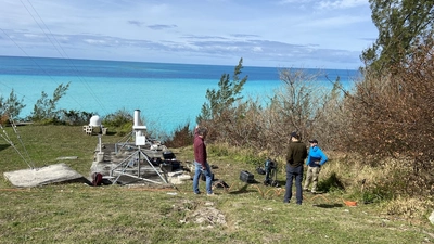 Installing a seismometer in Bermuda