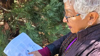 Devaki Bhaya with a redwood guide. Courtesy: Carnegie Science.