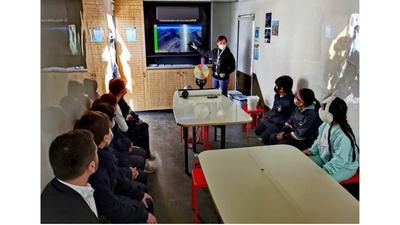 Students in the LabMóvil