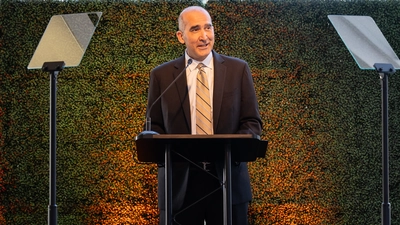 Moh El-Naggar gives remarks at a Silicon Valley event. Photo is courtesy of USC Dornsife.