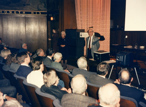 Irwin Shapiro giving a Capital Science Evenings lecture.