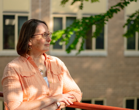 Weinberger Looks to Distance