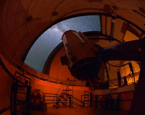 Swope telescope interior at night. Credit: Yuri Beletsky, Carnegie Science