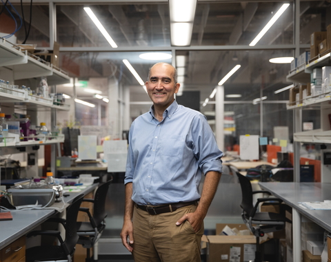 Moh El-Naggar in the lab, courtesy of Olga Burymska/USC.