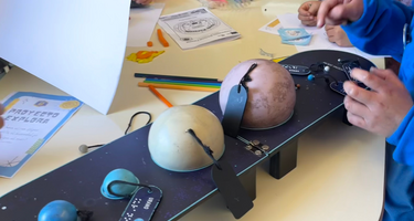 A planetary science activity during an outreach program at LCO