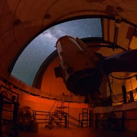 Swope telescope interior at night. Credit: Yuri Beletsky, Carnegie Science