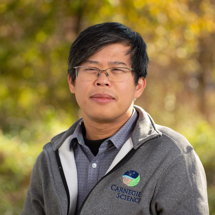 Joseph Tran 2021 headshot