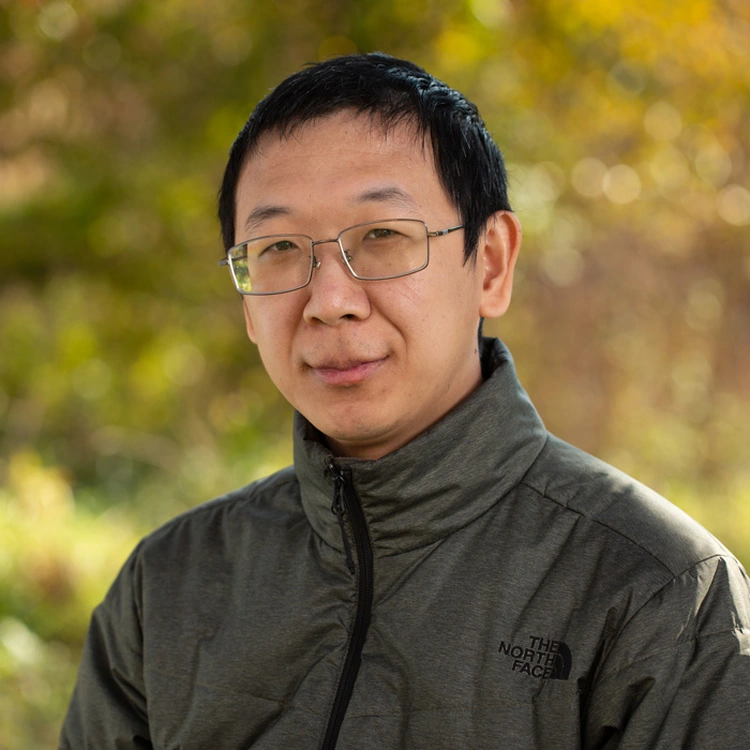 Xiaobin Zheng 2021 headshot