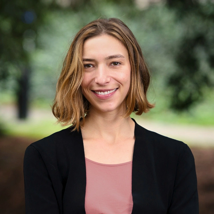 Photo of Sophie Ruehr