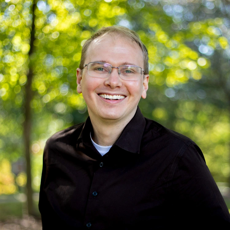 Ian Szumila Postdoctoral Fellow