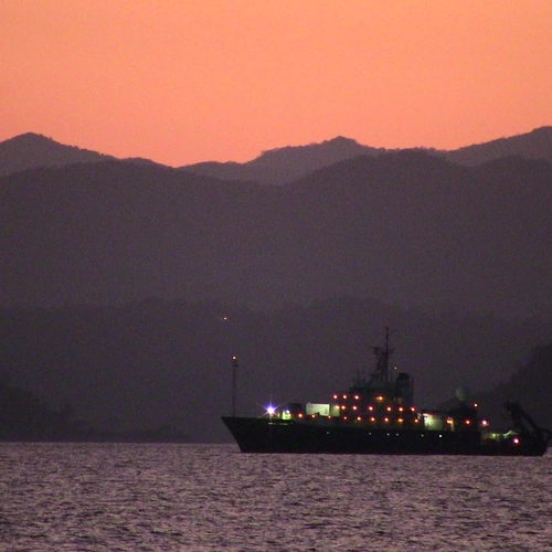 Fieldwork at sea on the Atlantis research vessel. In January 2014 Carnegie's Dionysis Foustoukos, along with microbiologist and Carnegie postdoctoral fellow Ileana Peréz-Rodríguez and under-graduate student Matt Rawls of George Mason University, collected microorganisms from the volcanoes of the Pacific Ocean and cultured them onboard the oceanographic research vessel Atlantis. 