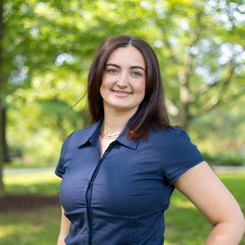 Kate Halpin Wide Shot