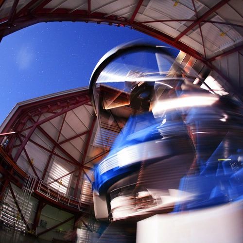 The dome of one of Las Campanas Observatories' twin Magellan telescopes in movement. Credit: Yuri Beletsky/Carnegie Science