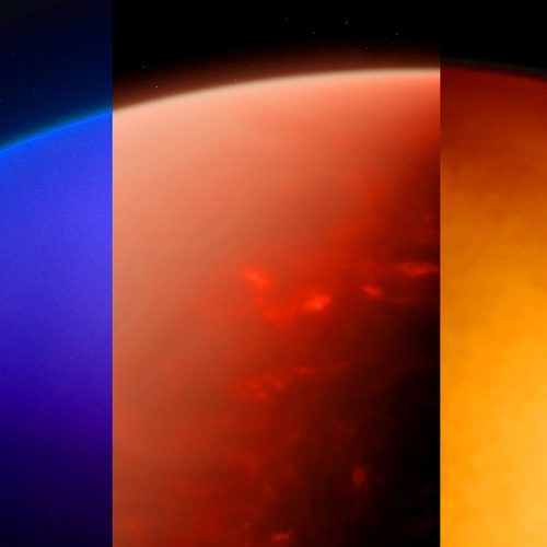 Three different exoplanet atmospheres