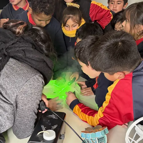 Eager children learn about spectroscopy during an LCO outreach program